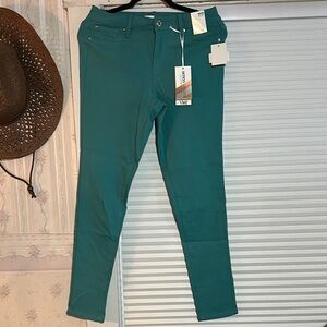 YMI Green Skinny Jeans Vibrant Style